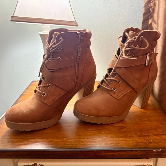 JustFab Shoes - JustFab Tan Lace-Up Heeled Boots